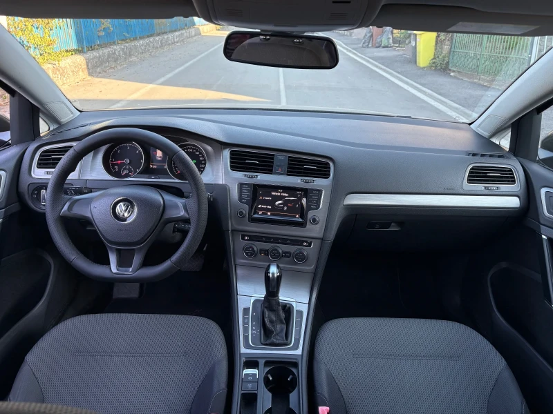 VW Golf 1.6 tdi -DSG 7, снимка 5 - Автомобили и джипове - 52499546