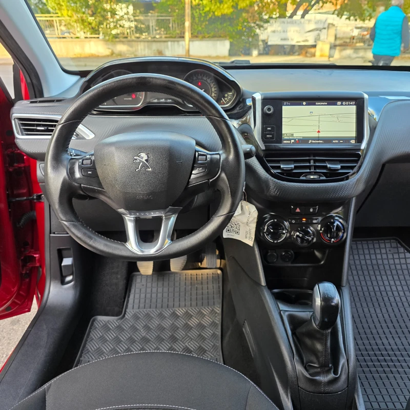 Peugeot 208 1.2i STYLE NAVI EVRO 6B, снимка 8 - Автомобили и джипове - 51913163