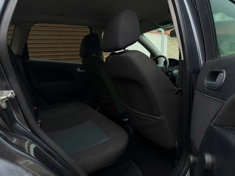 Ford Fiesta 1.4 TDCi, снимка 12 - Автомобили и джипове - 53373422