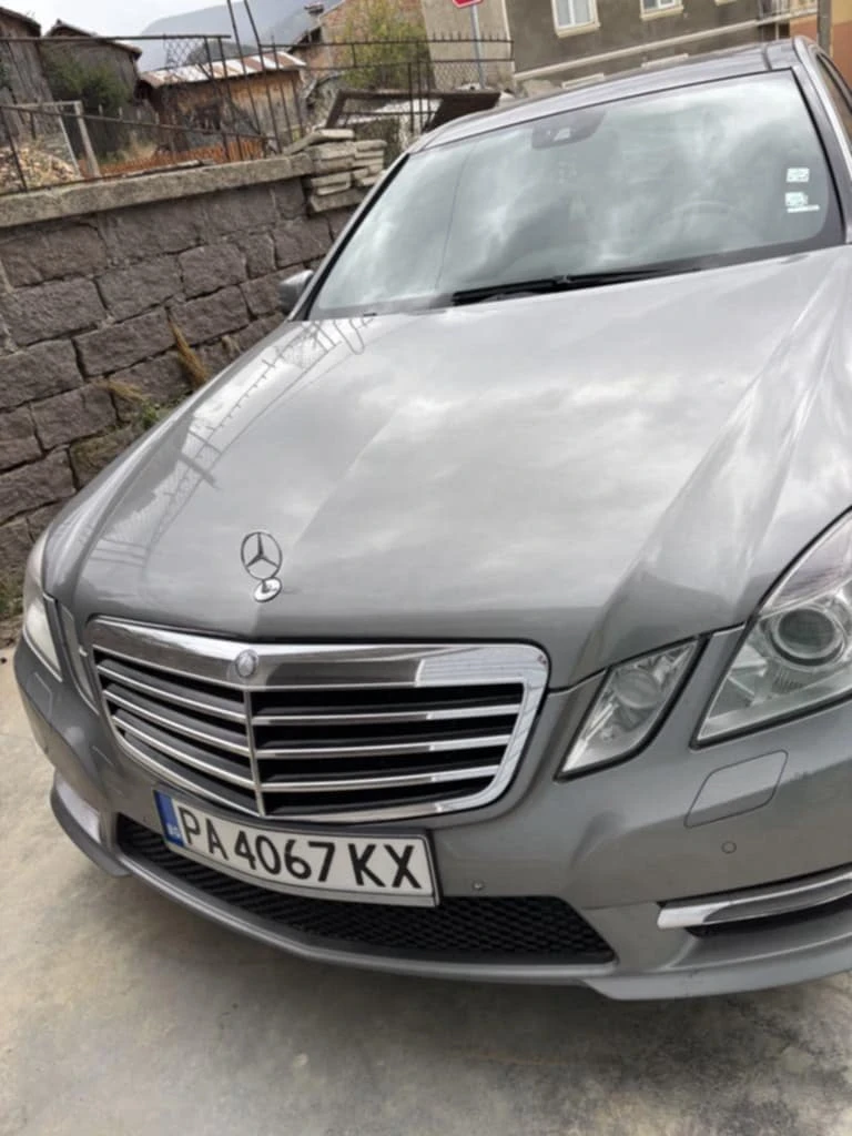 Mercedes-Benz E 350, снимка 1 - Автомобили и джипове - 48899713