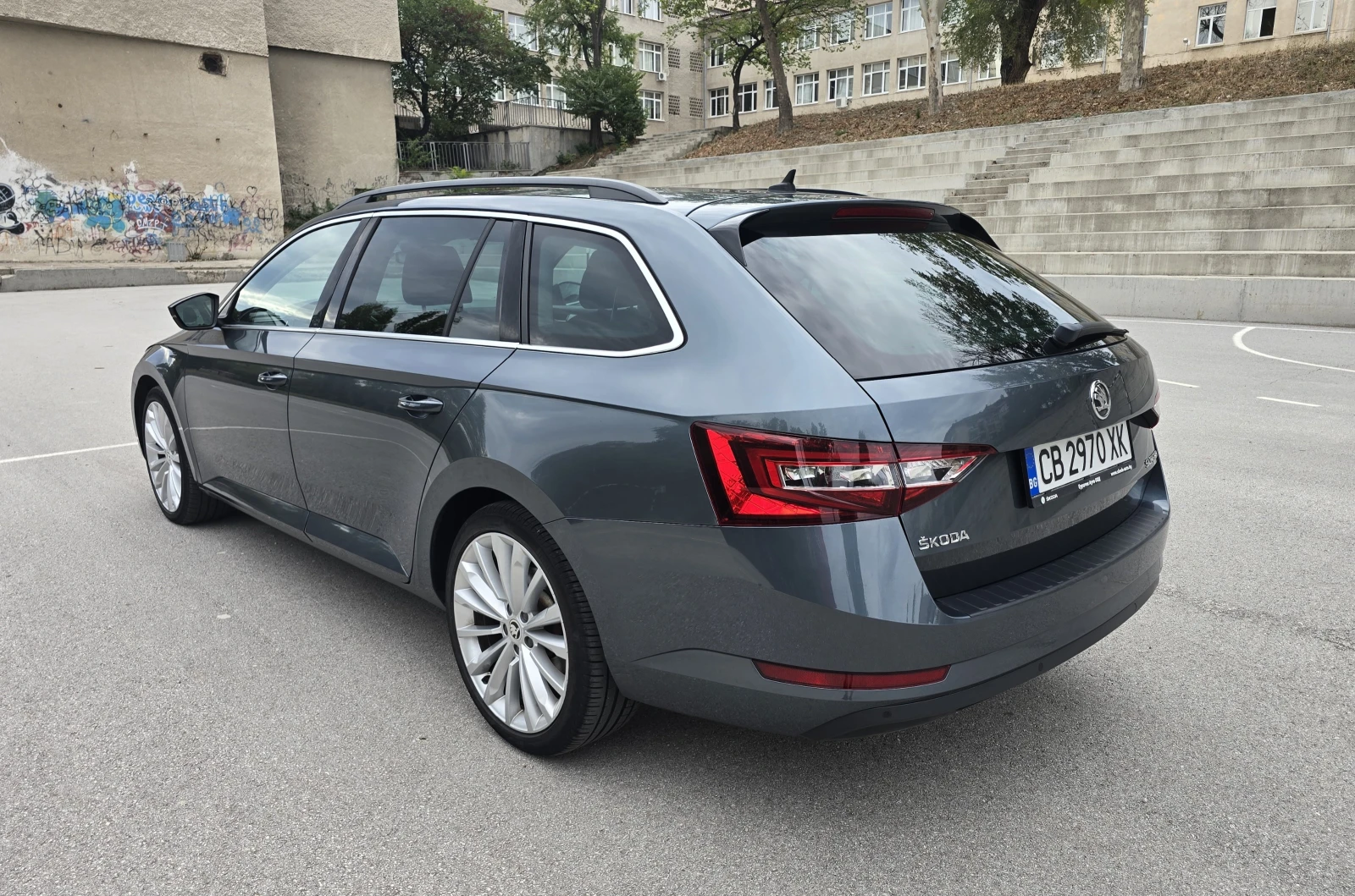 Skoda Superb 2.0 TDI/DISTRONIC/EURO 6B - изображение 3