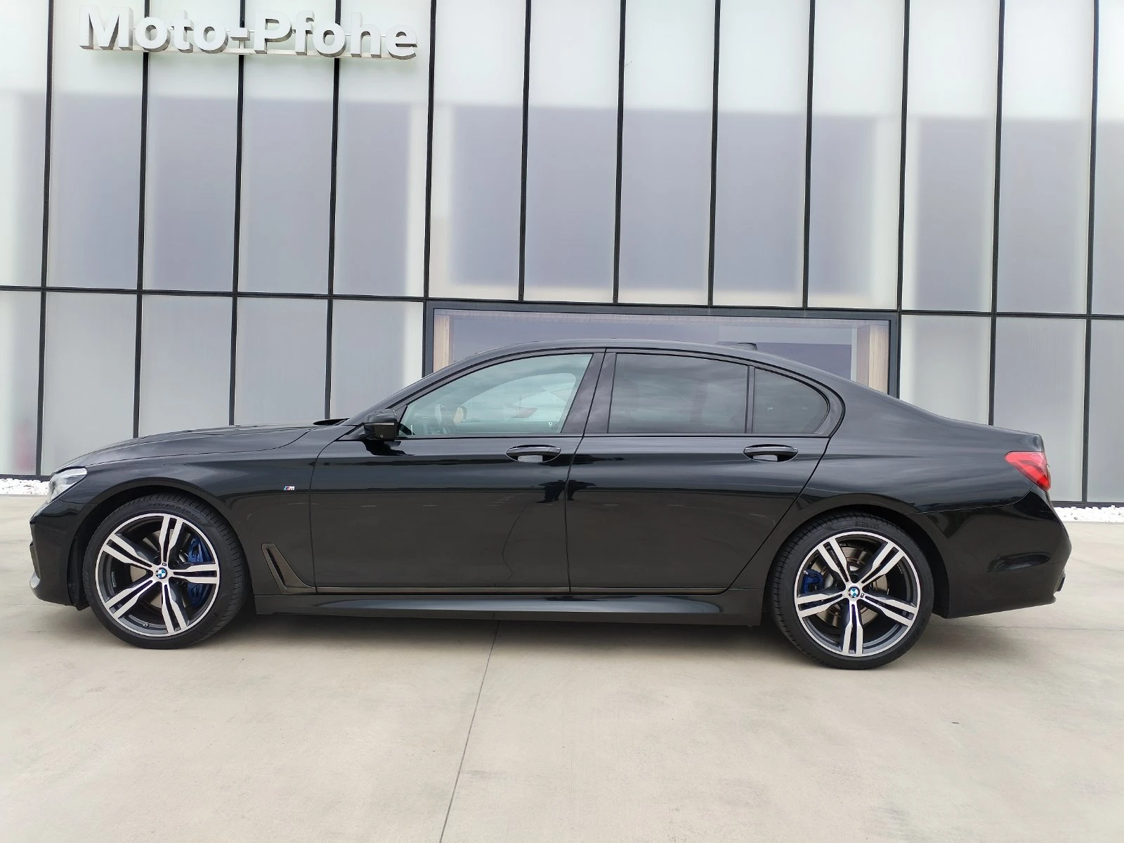 BMW 740 X-Drive - изображение 6
