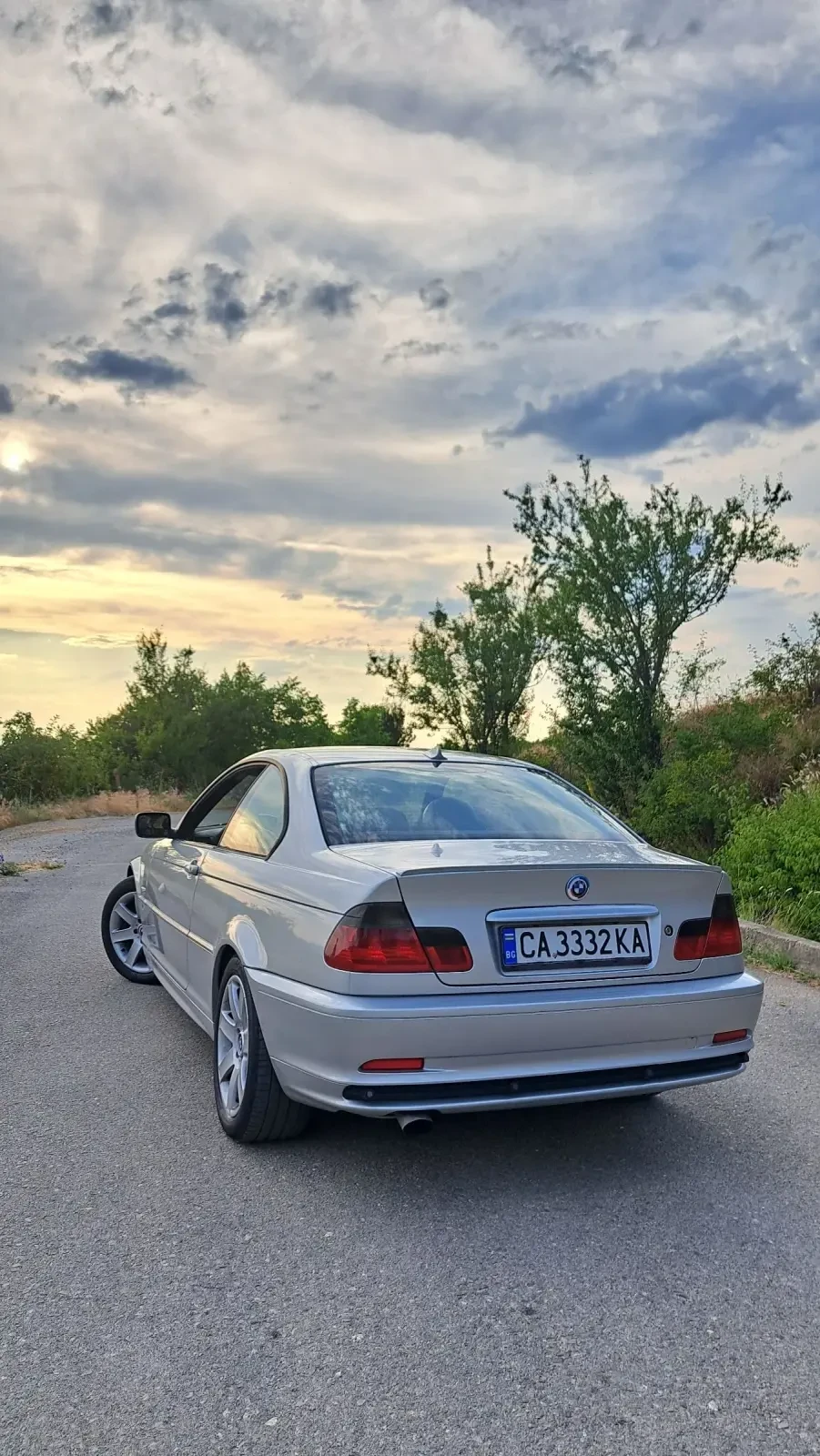 BMW 318  - изображение 9