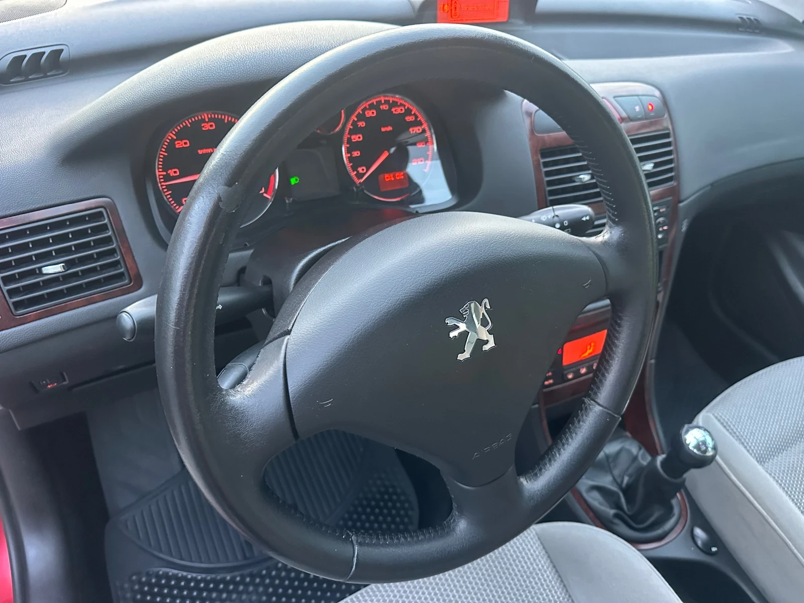 Peugeot 307 1.6HDI* 110K.c.* 111000km* UNIKAT - изображение 9