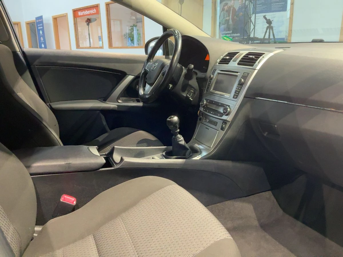 Toyota Avensis 1.8 VALVEMATIC* Facelift*  - изображение 8