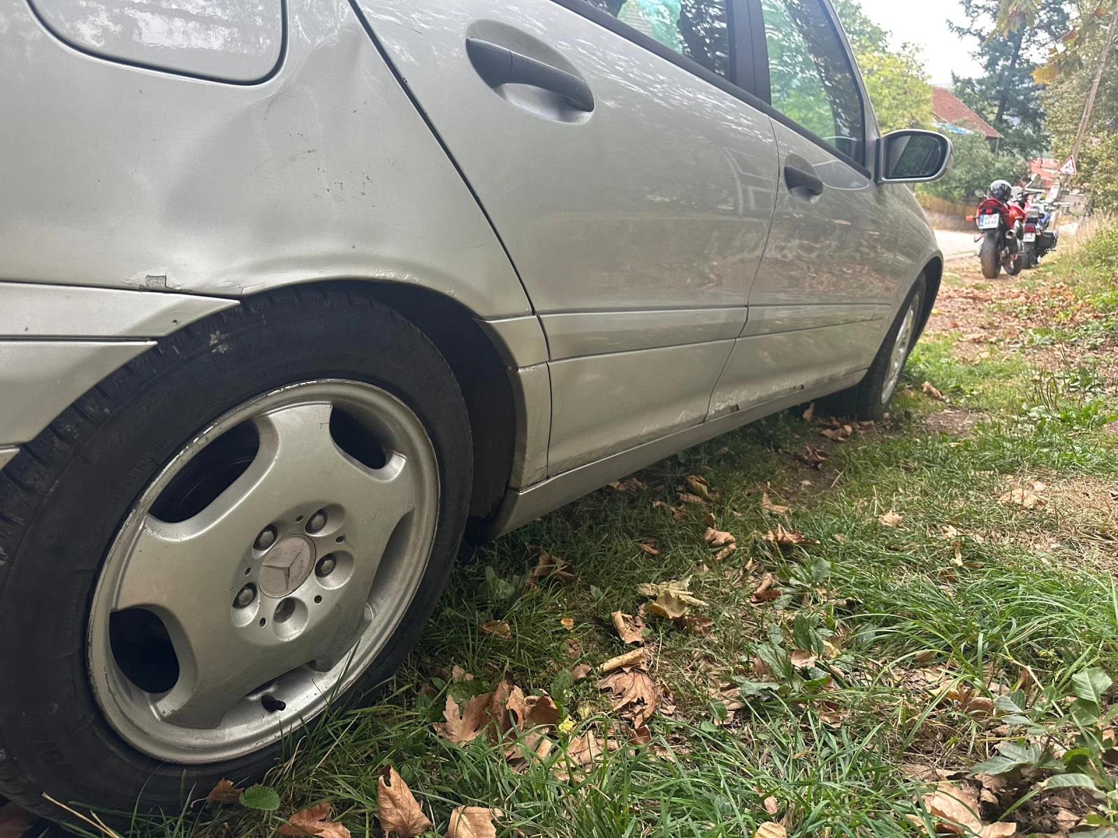 Mercedes-Benz C 220  - изображение 5