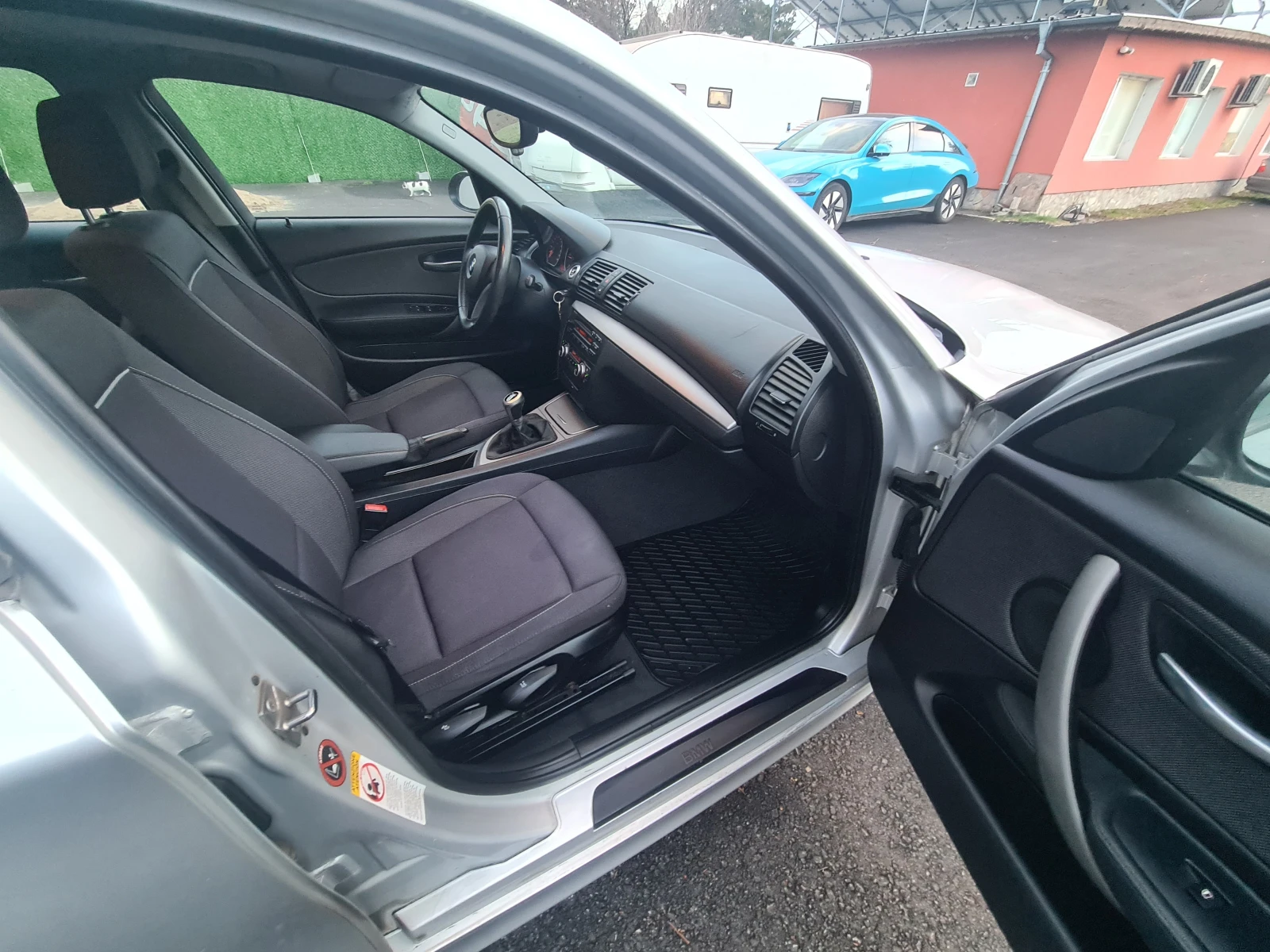 BMW 118 d 143 �.�. 2009 �. �������� | Mobile.bg � ����������� 16