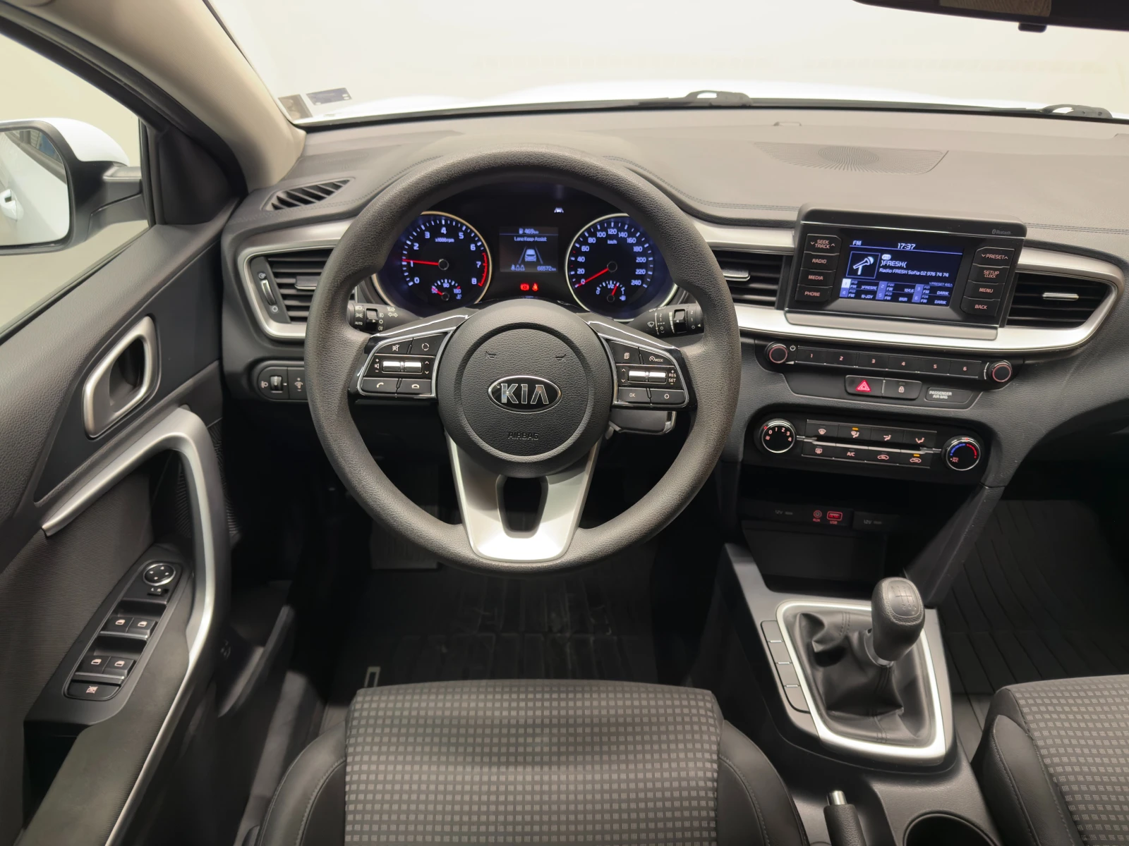 Kia Ceed SW - изображение 10