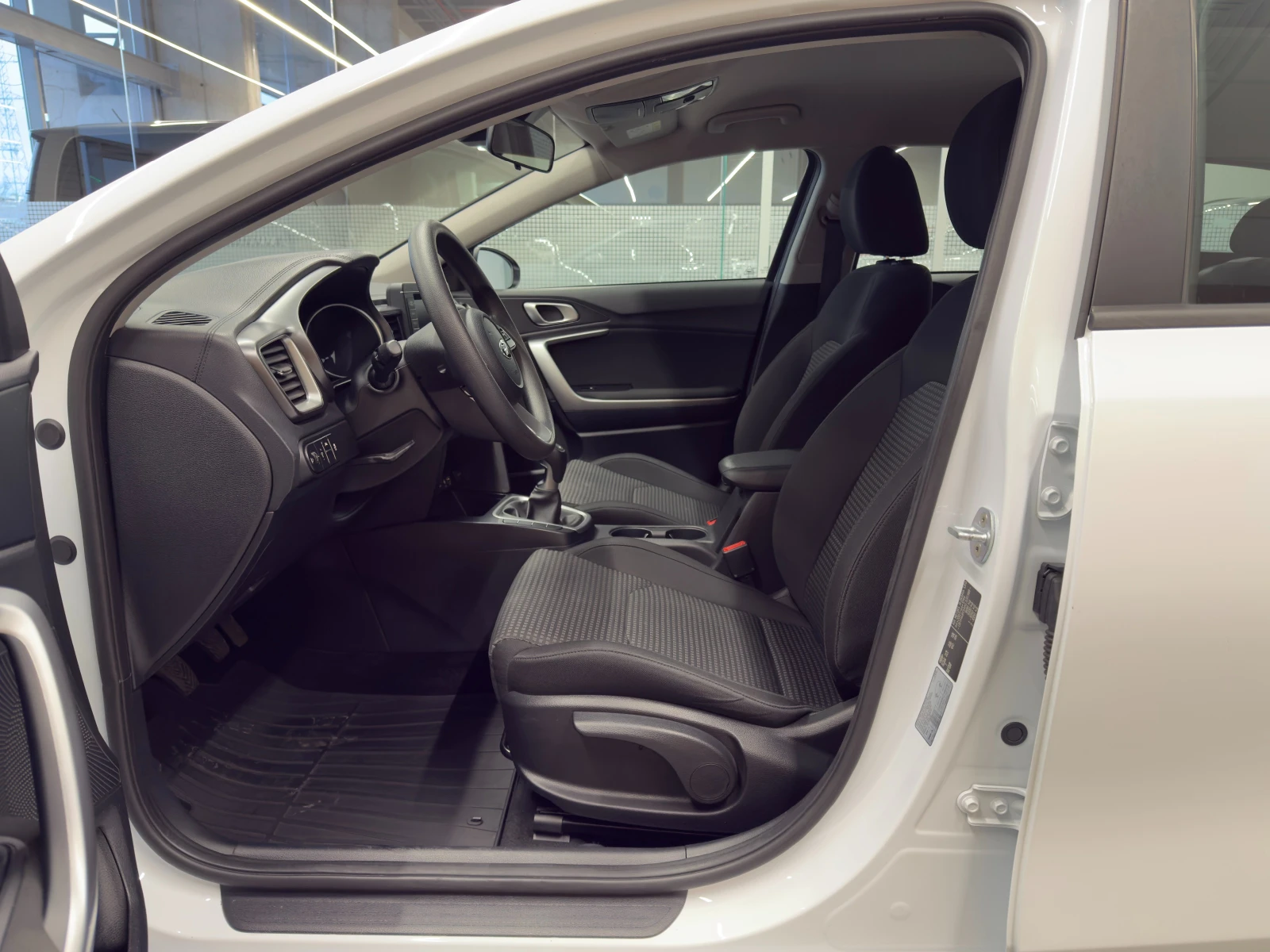 Kia Ceed SW | Mobile.bg � ����������� 14