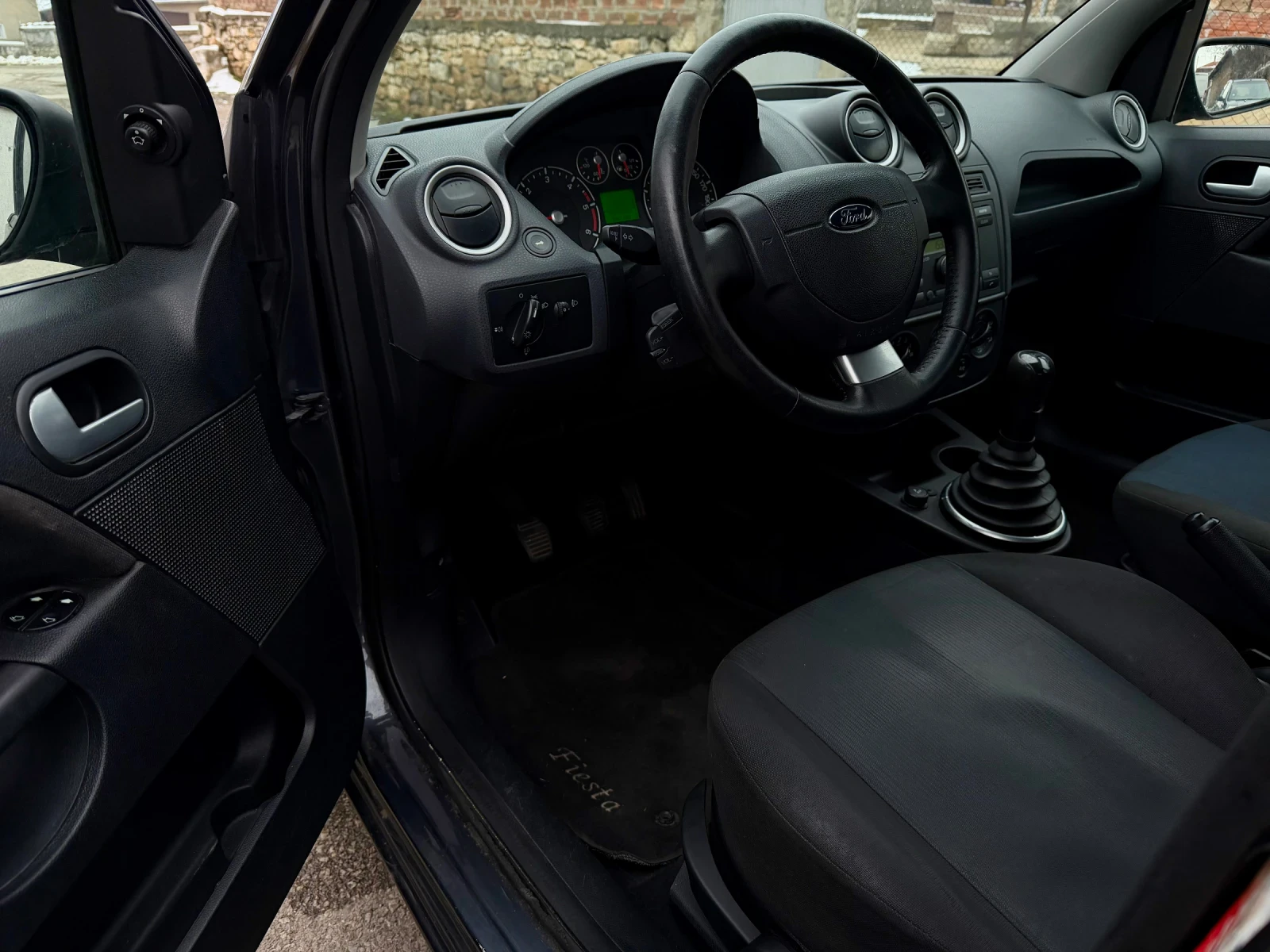 Ford Fiesta 1.4 TDCi - изображение 6