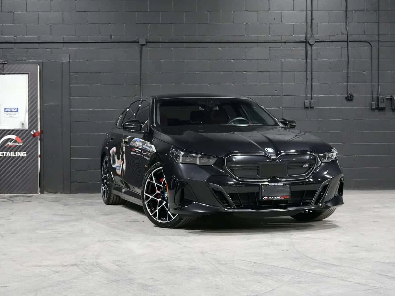 BMW i5 M60  CARFAX, снимка 2 - Автомобили и джипове - 53985033