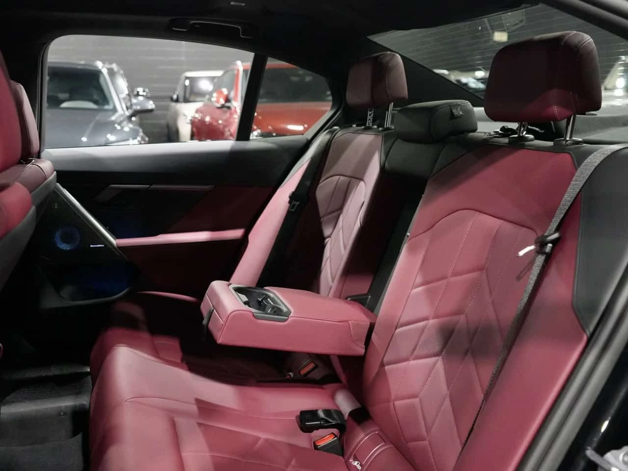 BMW i5 M60  CARFAX, снимка 15 - Автомобили и джипове - 53985033