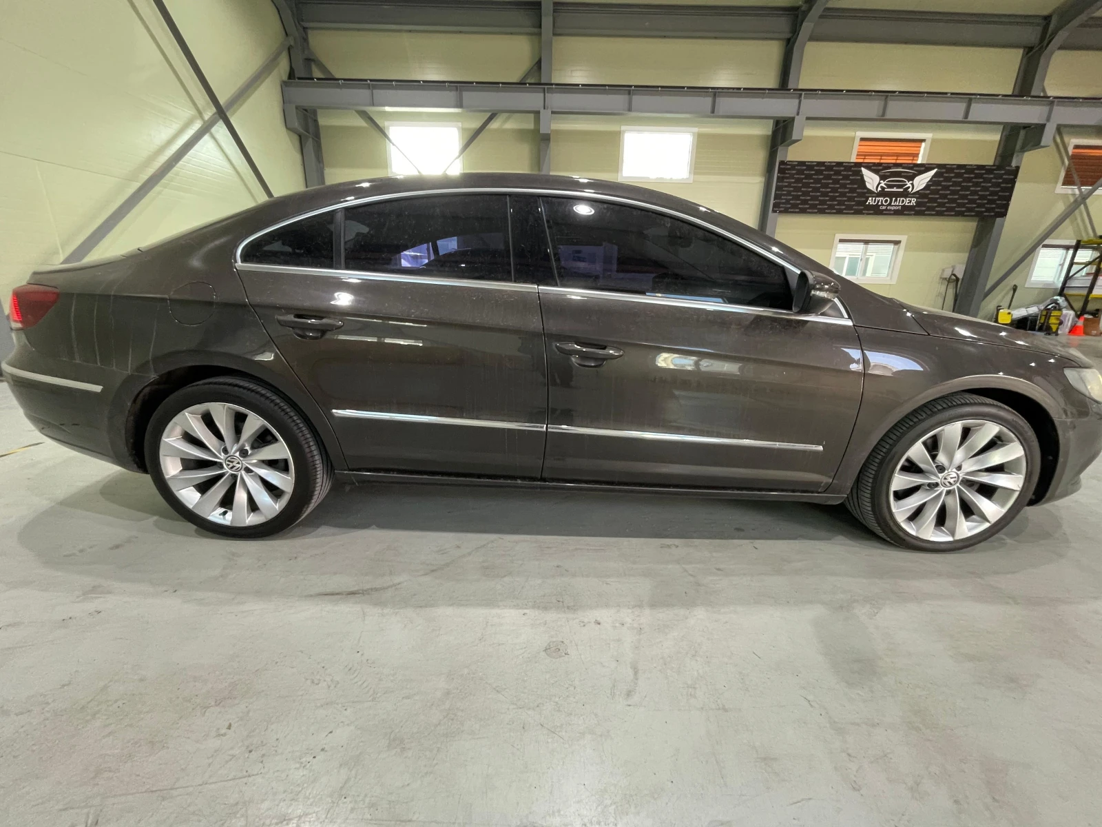 VW CC 2.0 TDI ! 4Motion !, снимка 5 - Автомобили и джипове - 54139314