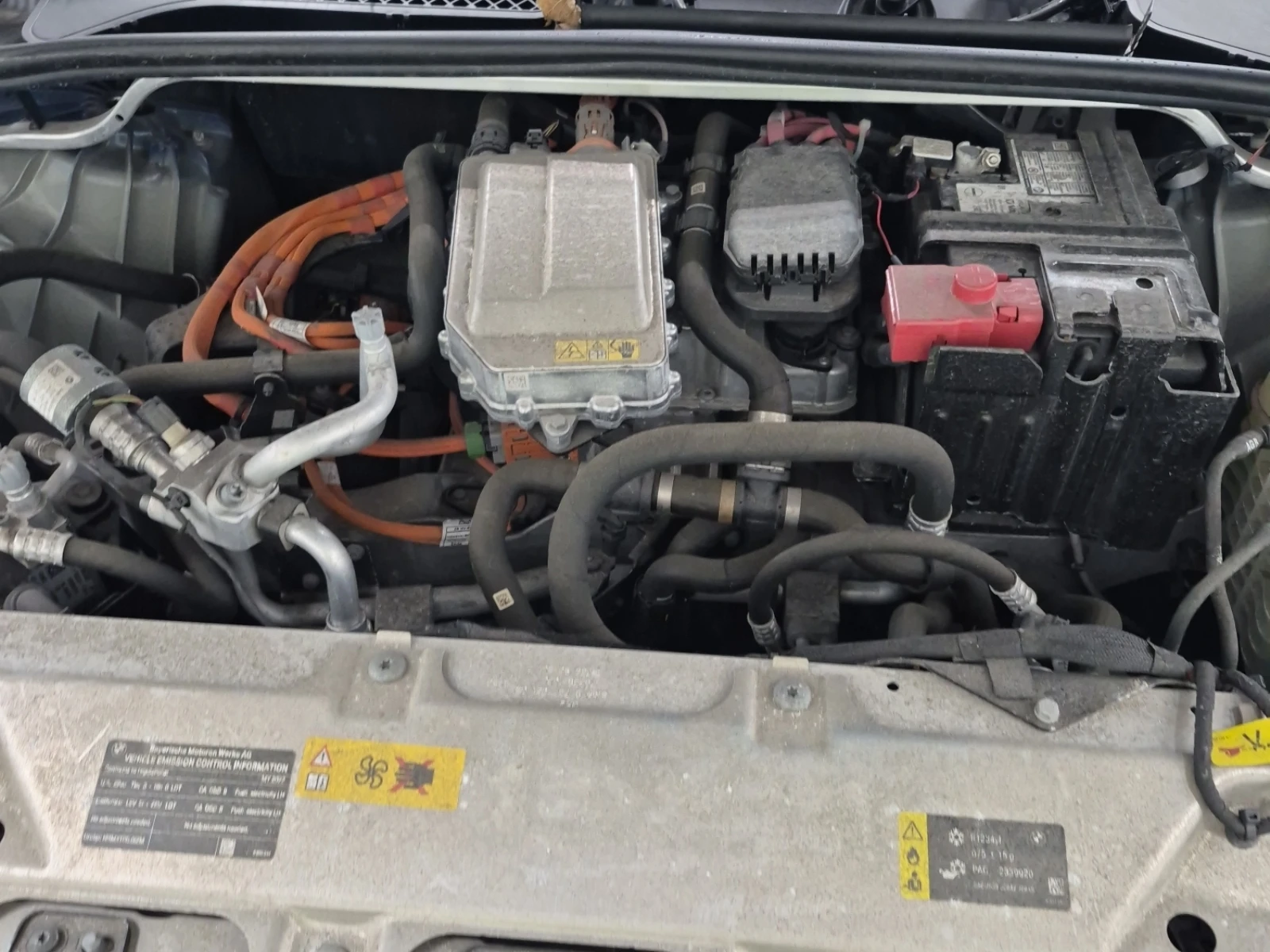 BMW iX XDRIVE50 / Bowers & Wilkins , снимка 15 - Автомобили и джипове - 55227114