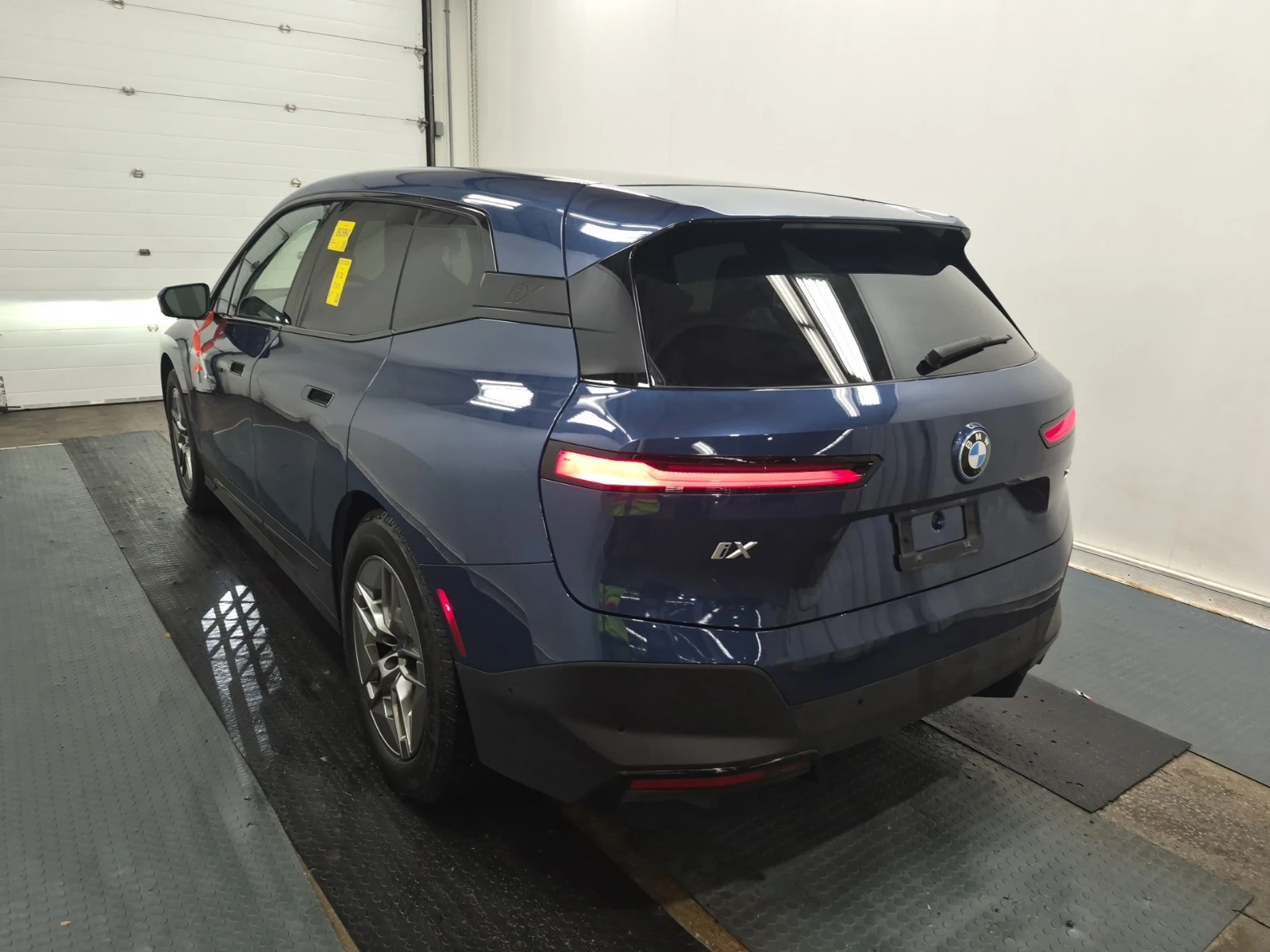 BMW iX XDRIVE50 / Bowers & Wilkins , снимка 4 - Автомобили и джипове - 55227114