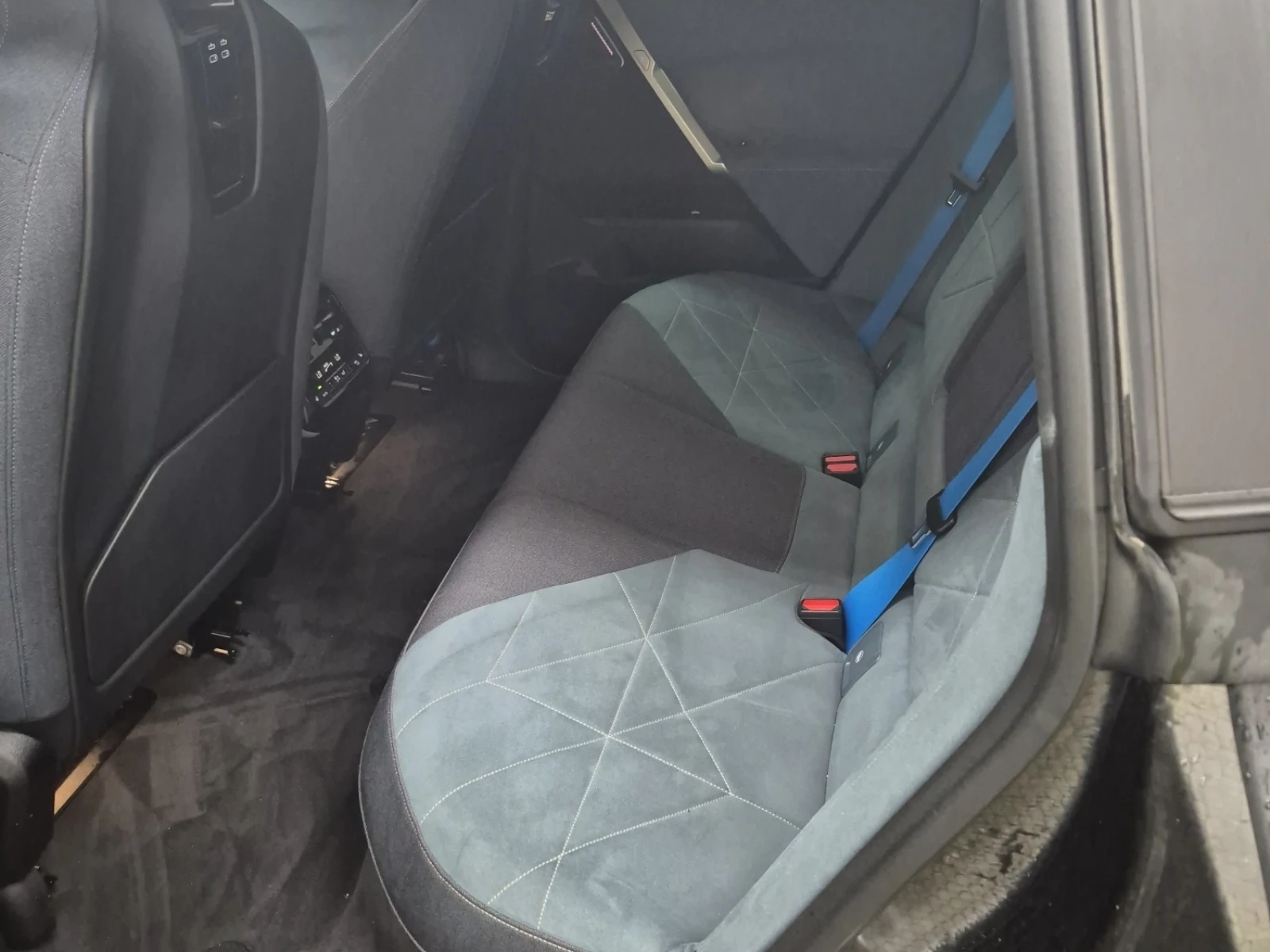 BMW iX XDRIVE50 / Bowers & Wilkins , снимка 11 - Автомобили и джипове - 55227114