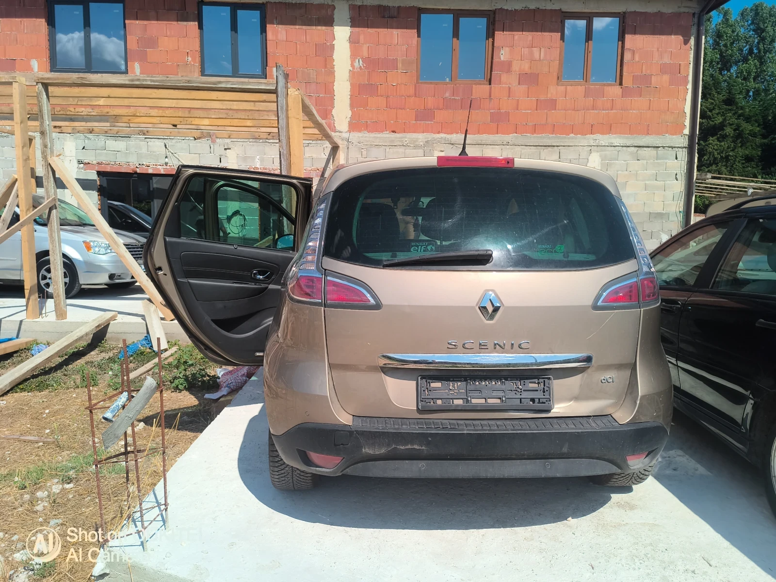 Renault Scenic Bosse edition , снимка 7 - Автомобили и джипове - 55390383