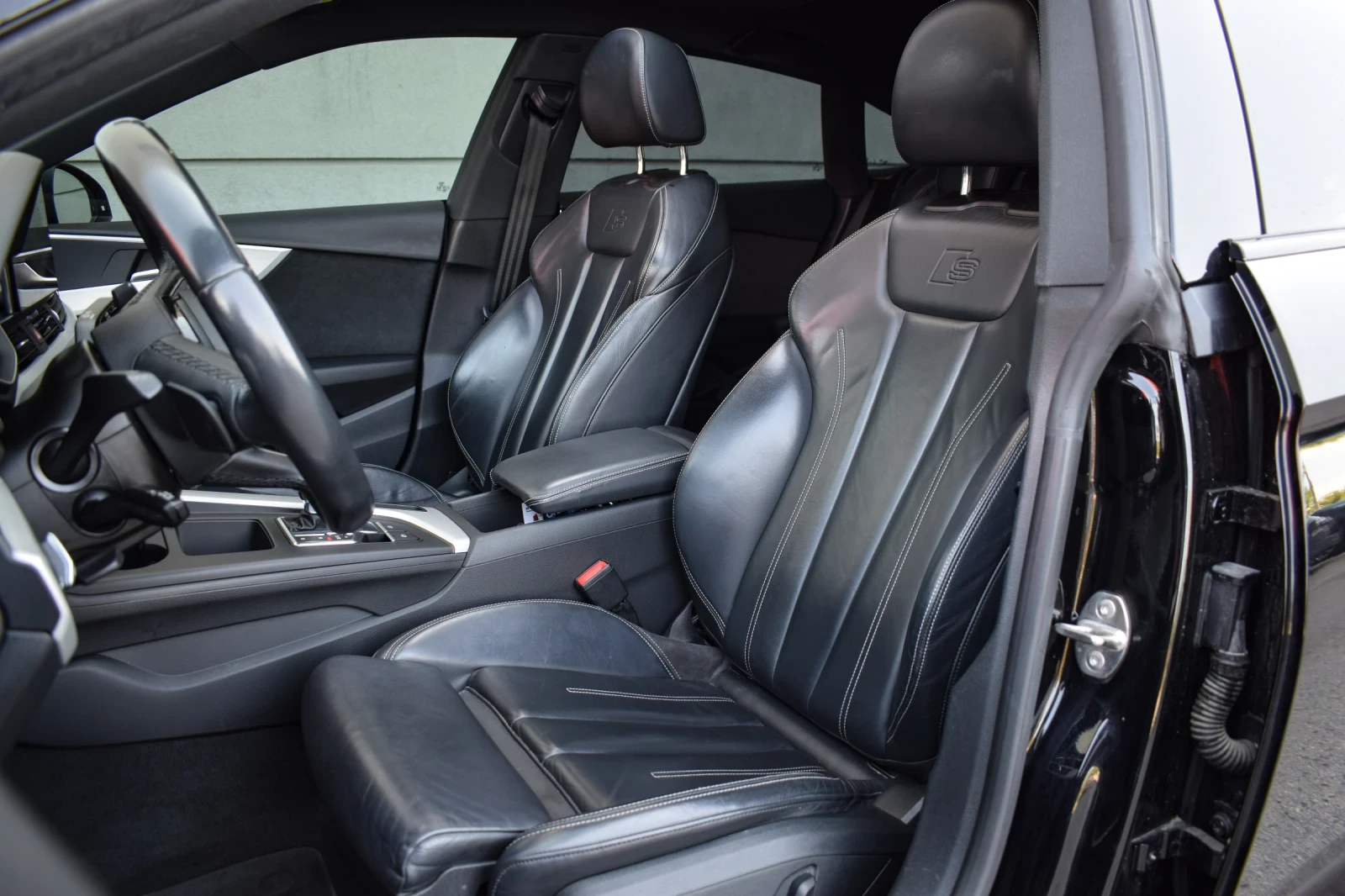 Audi A5 S-Line* 4.0 TDI Mild Hibrid* Quattro* 360 Камери* , снимка 14 - Автомобили и джипове - 55432147