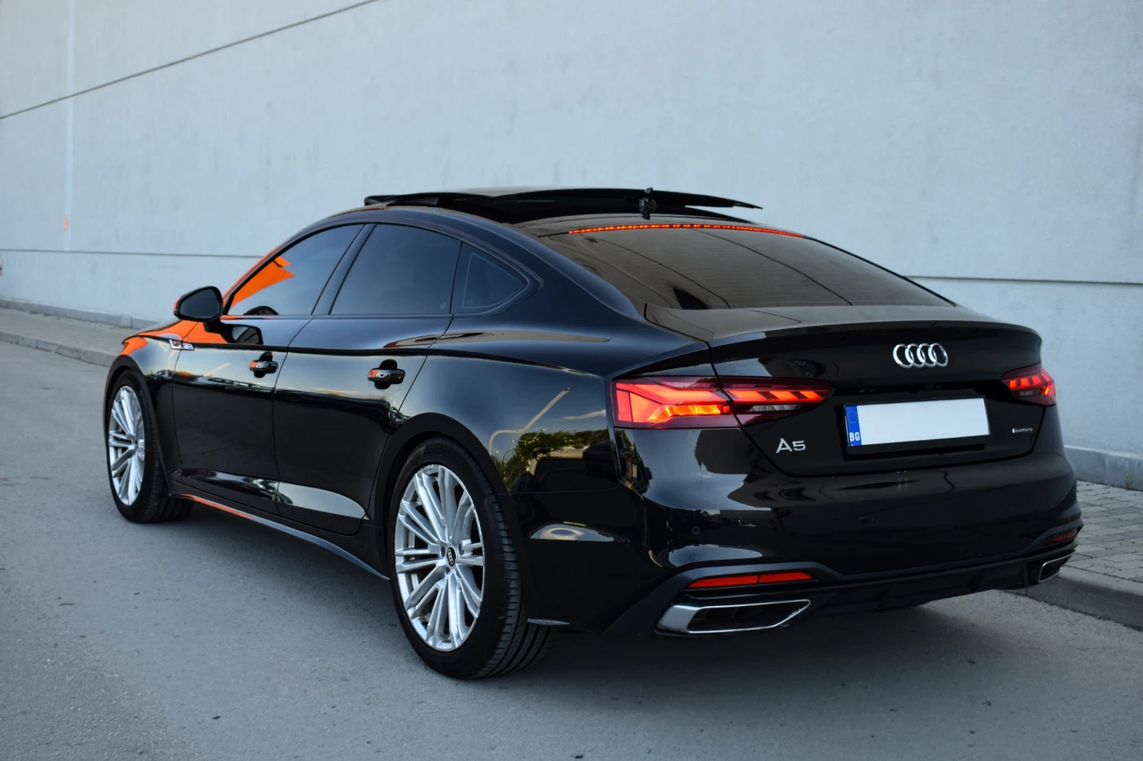 Audi A5 S-Line* 4.0 TDI Mild Hibrid* Quattro* 360 Камери* , снимка 4 - Автомобили и джипове - 55432147