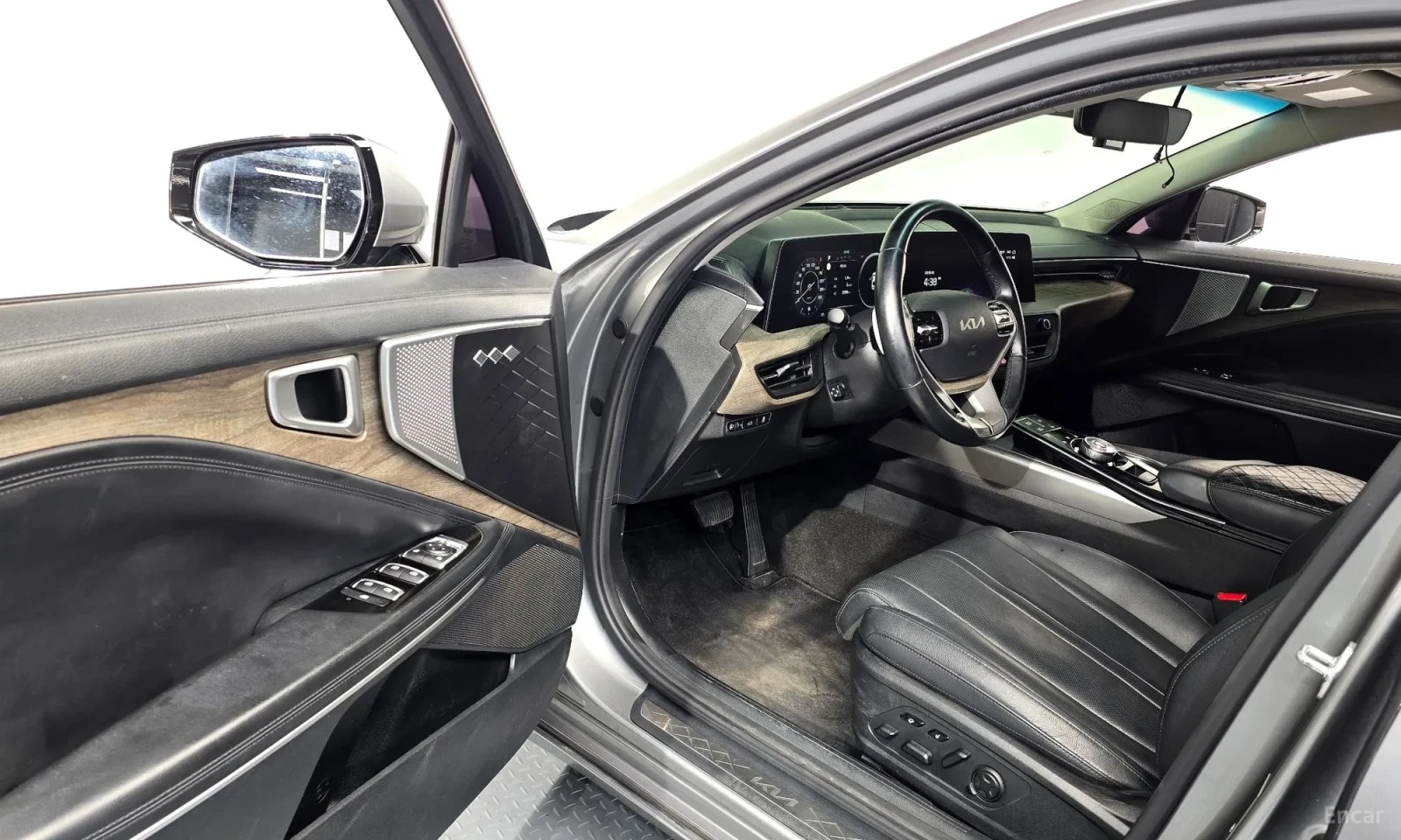 Kia K8 Само на газ\Фулл екстри, снимка 10 - Автомобили и джипове - 55587447
