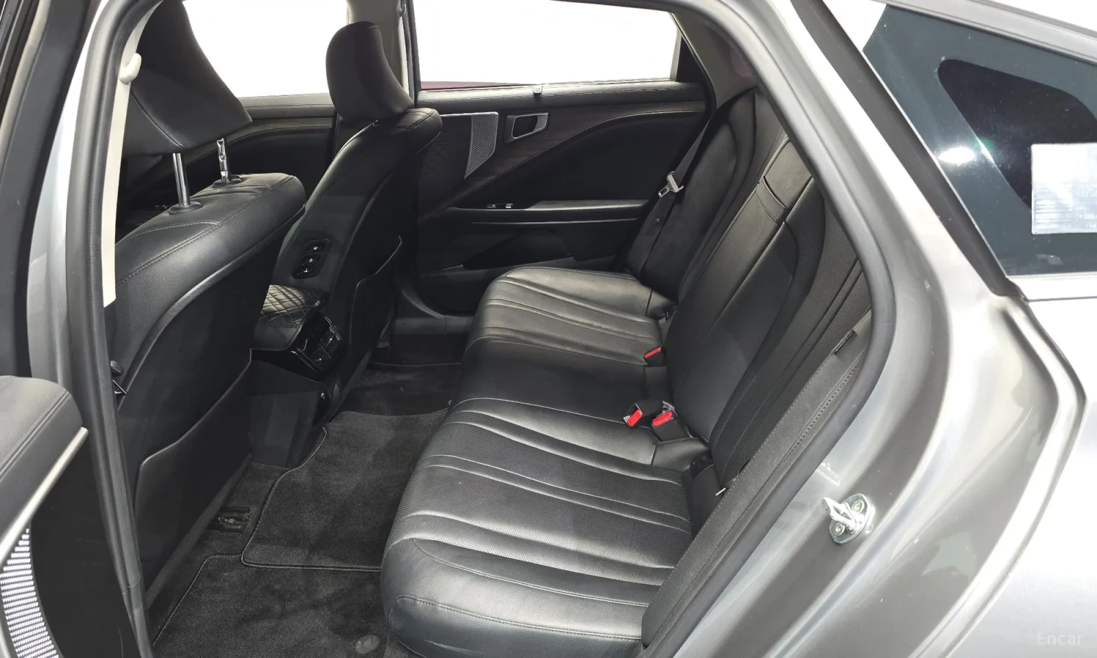 Kia K8 Само на газ\Фулл екстри, снимка 11 - Автомобили и джипове - 55587447