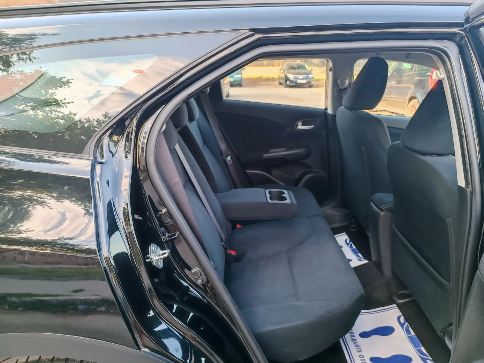 Honda Civic 1.8i-140кс-ШВЕЙЦАРИЯ-АВТОМАТ-NAVI-КАМЕРА, снимка 12 - Автомобили и джипове - 55835318
