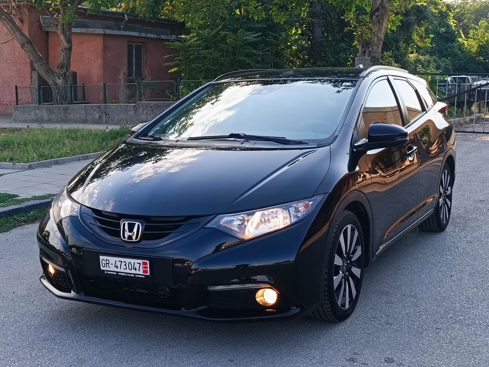 Honda Civic 1.8i-140кс-ШВЕЙЦАРИЯ-АВТОМАТ-NAVI-КАМЕРА, снимка 8 - Автомобили и джипове - 55835318