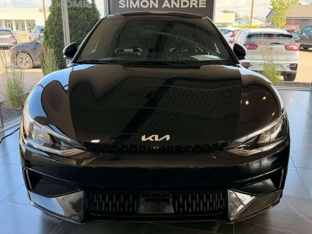 Kia EV6 2024 GT* 39 000km* Фиксирана цена, снимка 5 - Автомобили и джипове - 55872433