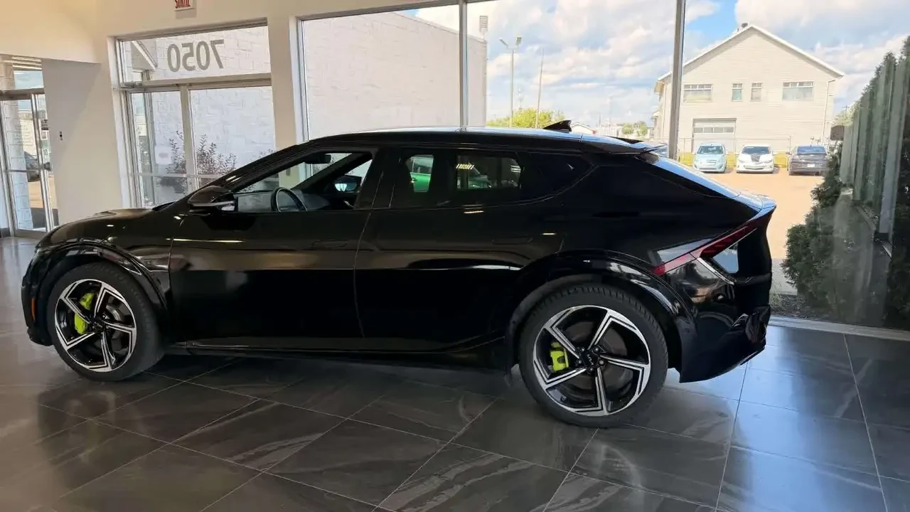 Kia EV6 2024 GT* 39 000km* Фиксирана цена, снимка 2 - Автомобили и джипове - 55872433