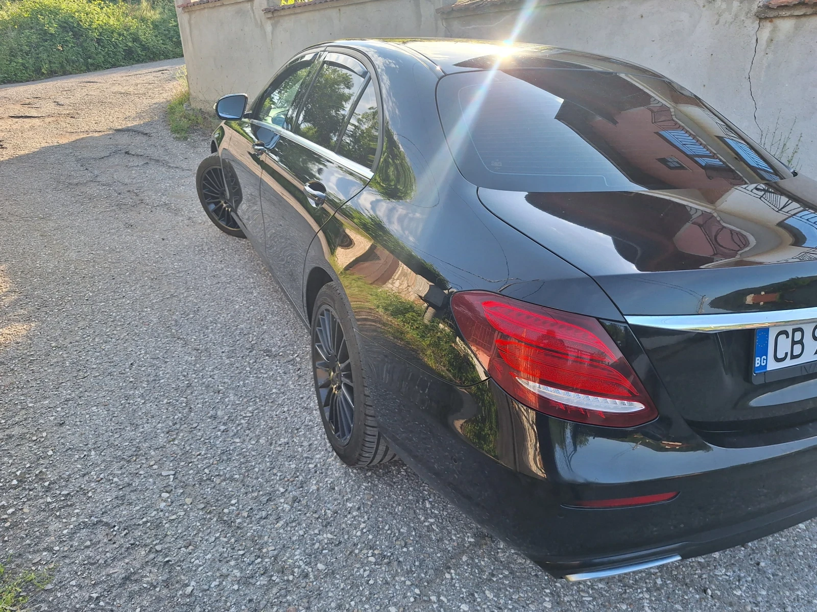 Mercedes-Benz E 200, снимка 3 - Автомобили и джипове - 56020158