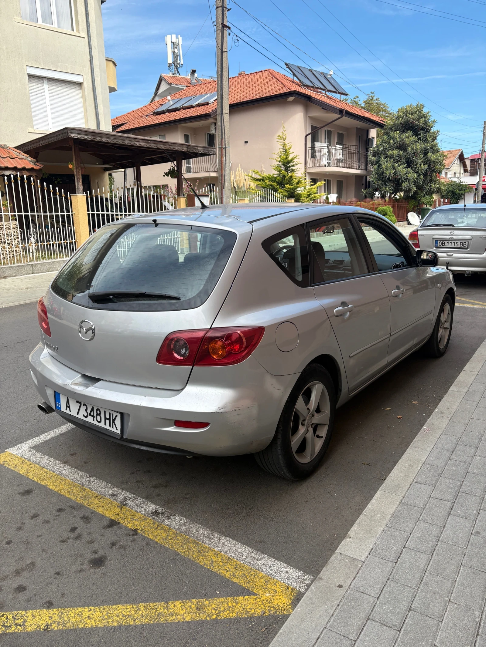 Mazda 3 1.6i Automat, снимка 4 - Автомобили и джипове - 56166382