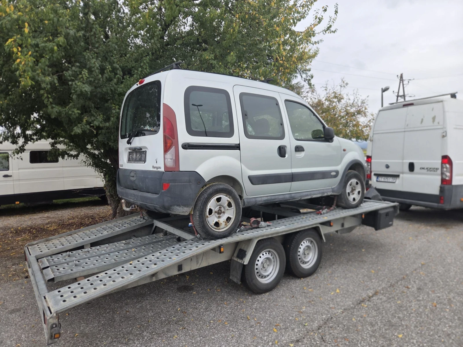 Renault Kangoo, снимка 3 - Автомобили и джипове - 56435223