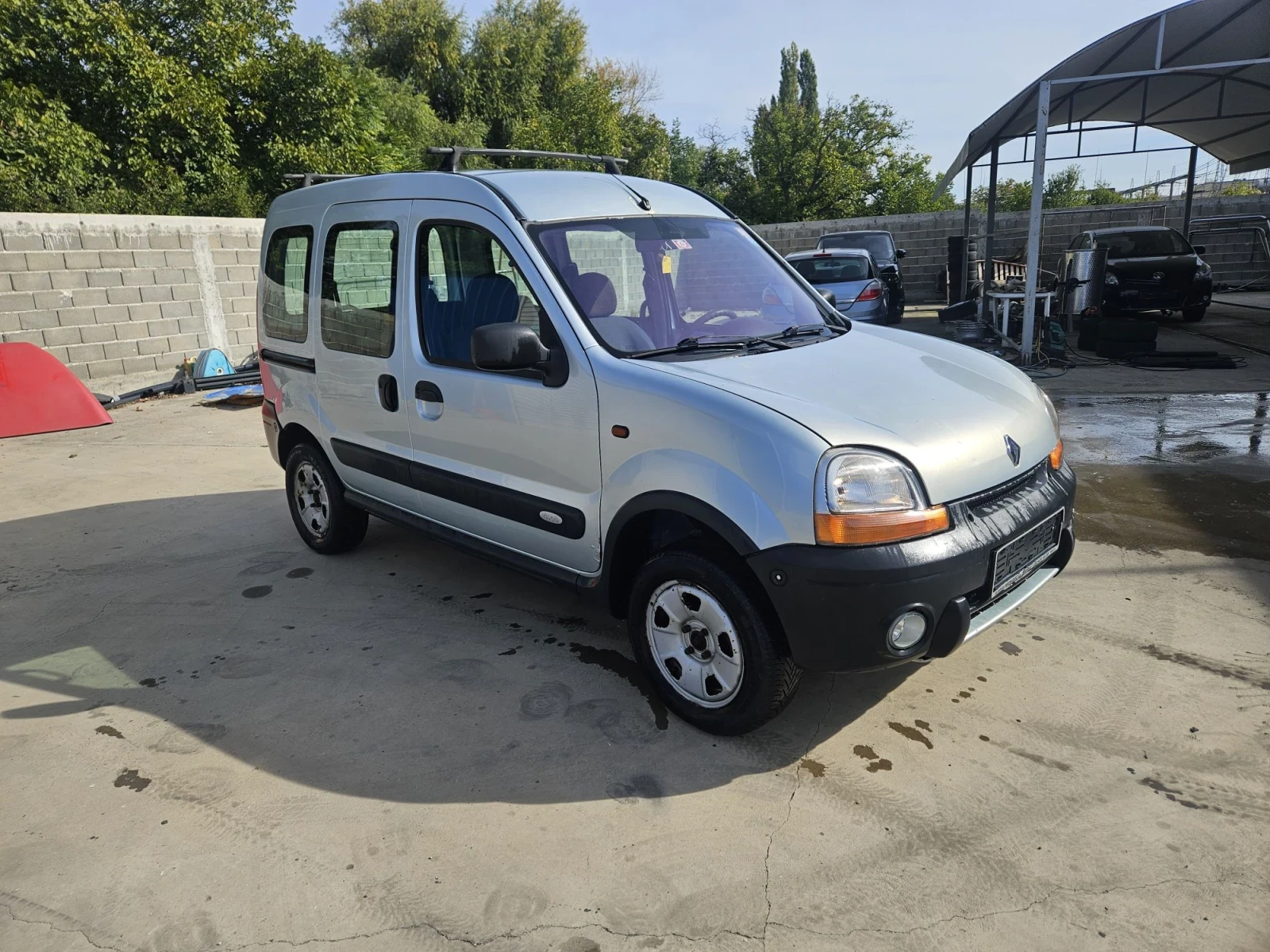 Renault Kangoo 4х4, снимка 4 - Автомобили и джипове - 56435223