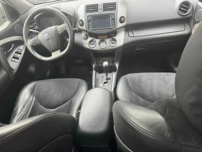 Toyota Rav4 2.2/d-cat/4x4, снимка 11 - Автомобили и джипове - 47534091