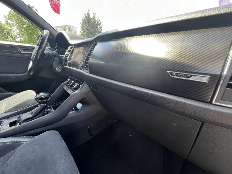 Skoda Kodiaq SPORT LINE/ 7 места, снимка 8 - Автомобили и джипове - 52261461