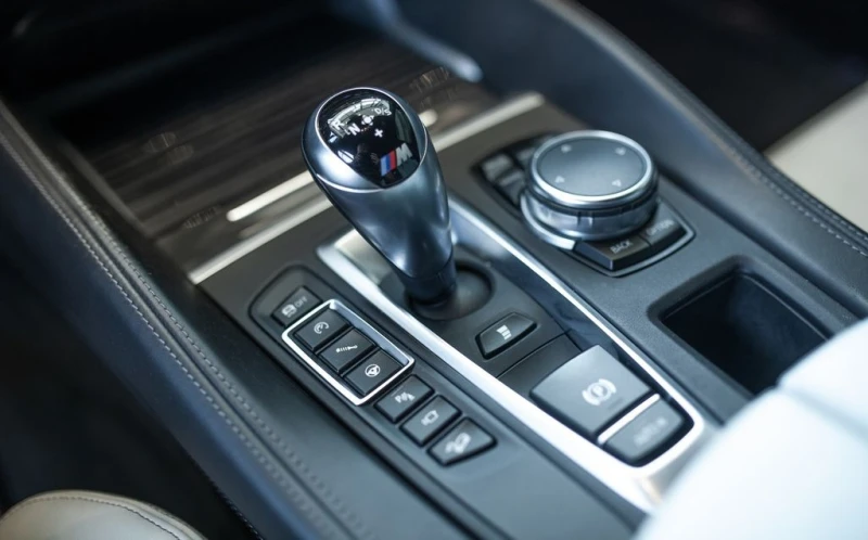 BMW X6 M, снимка 8 - Автомобили и джипове - 52732625