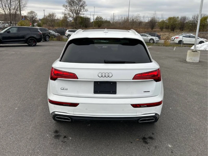 Audi Q5 CARFAX* АВТОФИНАНСИРАНЕ* БЕЗ ПЪРВОНАЧАЛНА ВНОСКА* , снимка 4 - Автомобили и джипове - 52808886