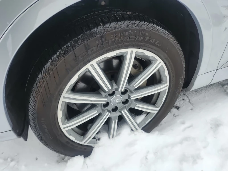 Audi Q7 * PREMIUM PLUS * CARFAX * ЦЕНА ДО БГ, снимка 14 - Автомобили и джипове - 53018728