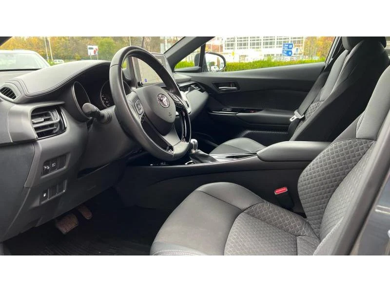 Toyota C-HR 2.0 Hybrid Club - изображение 9