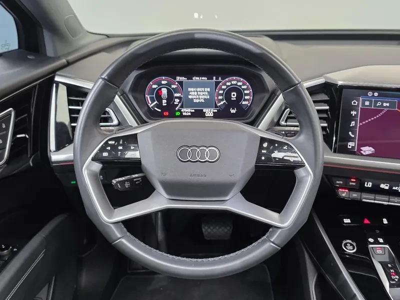 Audi Q4 40 Premium - ���� 30% ����� | Mobile.bg � ����������� 13