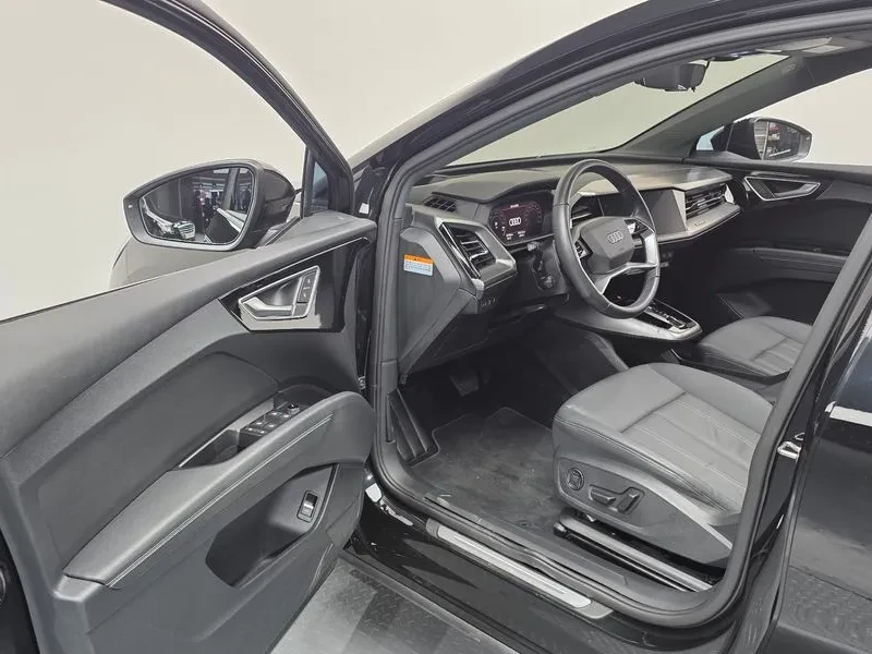 Audi Q4 40 Premium - ���� 30% ����� | Mobile.bg � ����������� 10