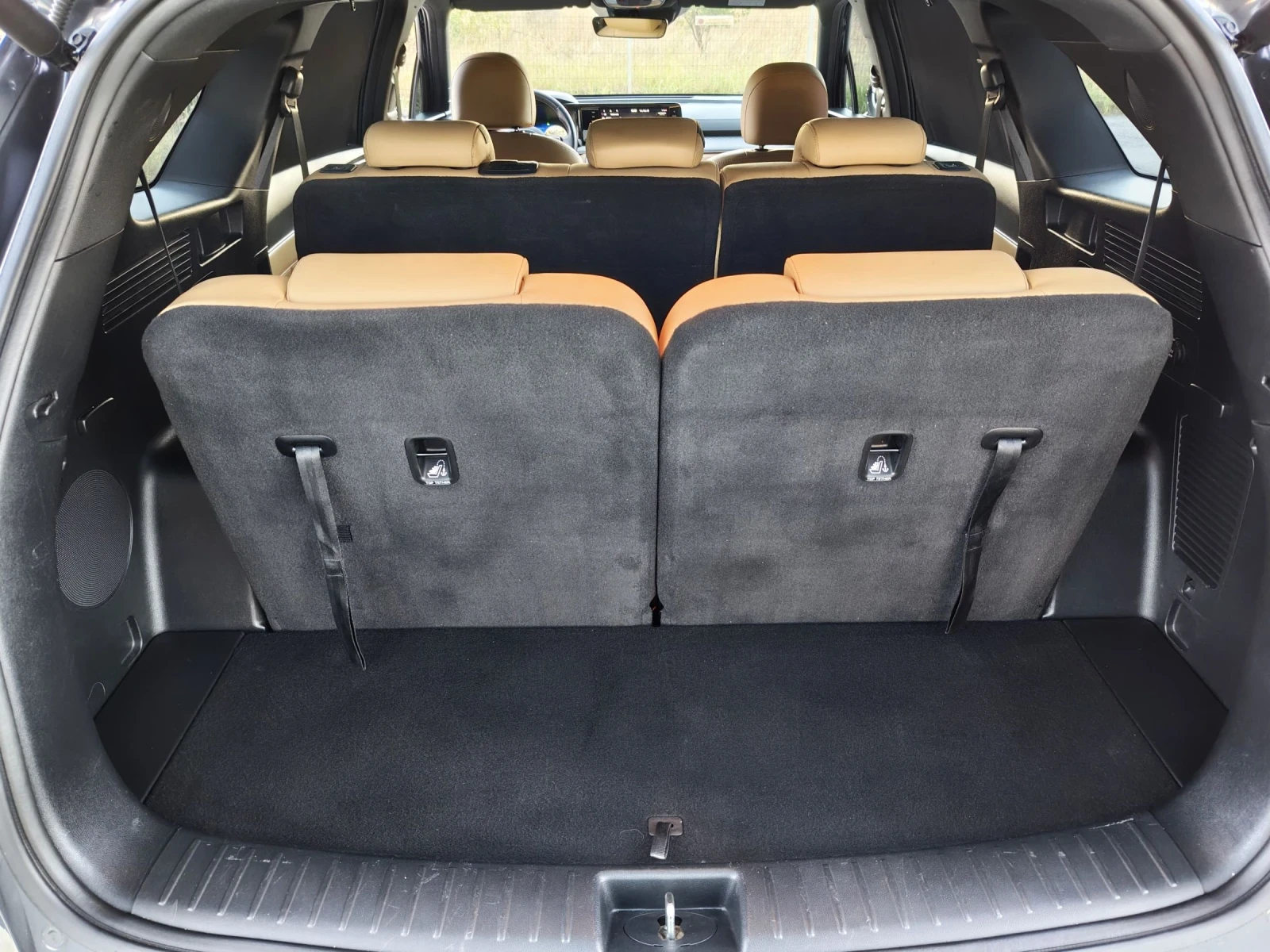 Kia Sorento 6+ 1/PLATINUM/2.2D/4WD/8AT/Digital Cockpit/HEAD UP | Mobile.bg   17