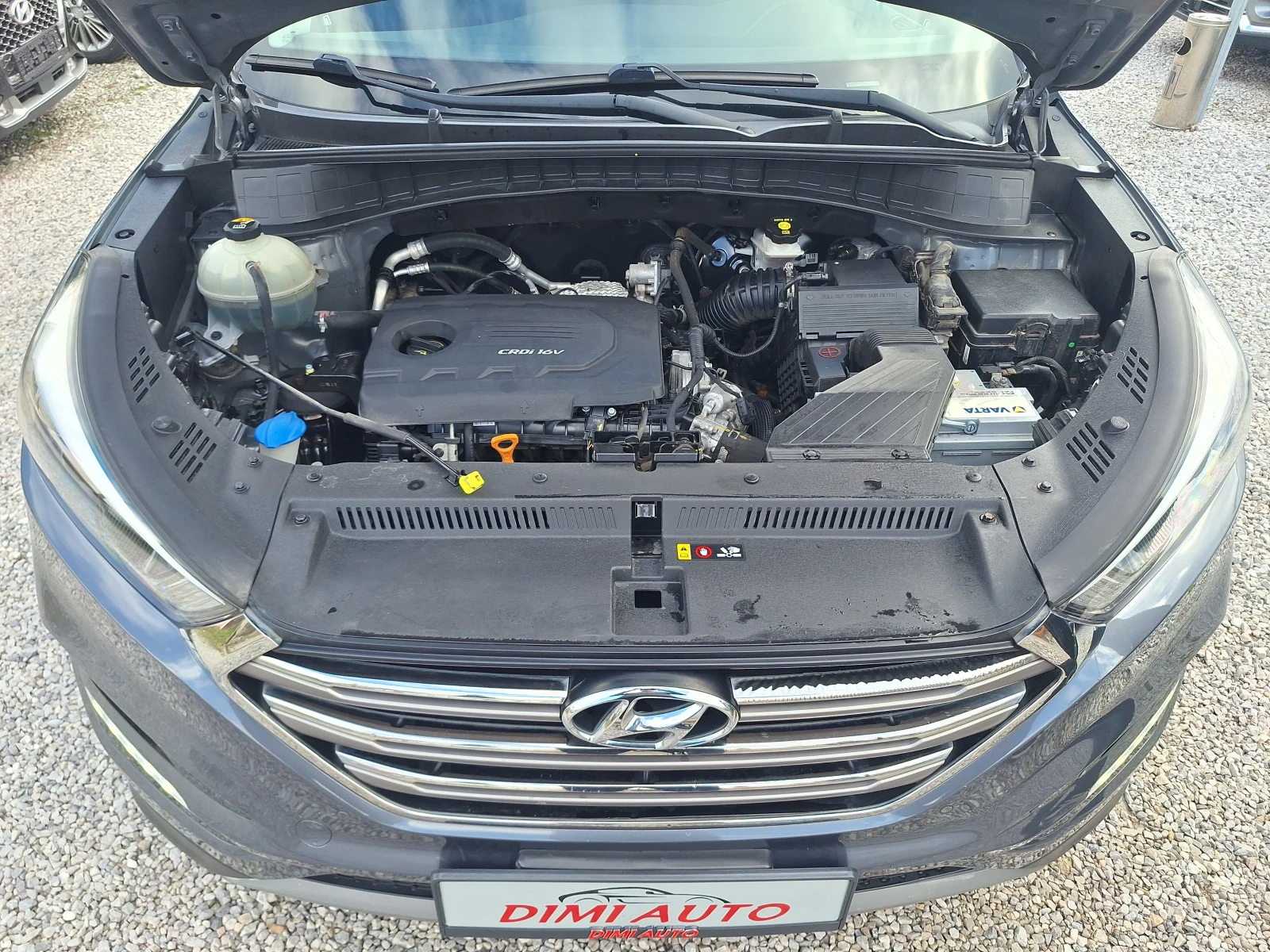 Hyundai Tucson 1.7crdi 141ks Avtomat Navi Kamera!, снимка 17 - Автомобили и джипове - 54081884