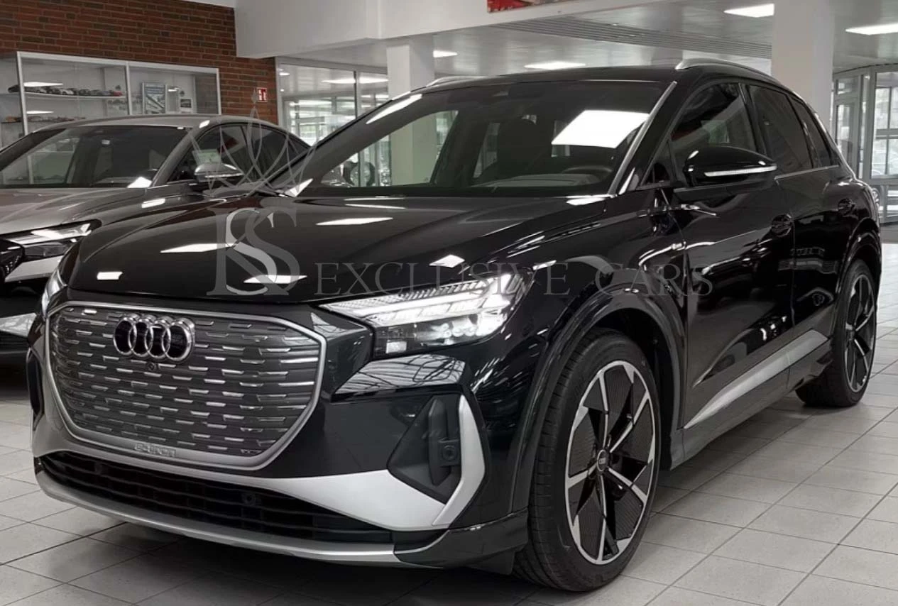 Audi Q4 40 E-TRON* S-LINE* PANO* HUD* MATRIX* MEMORY* 360*