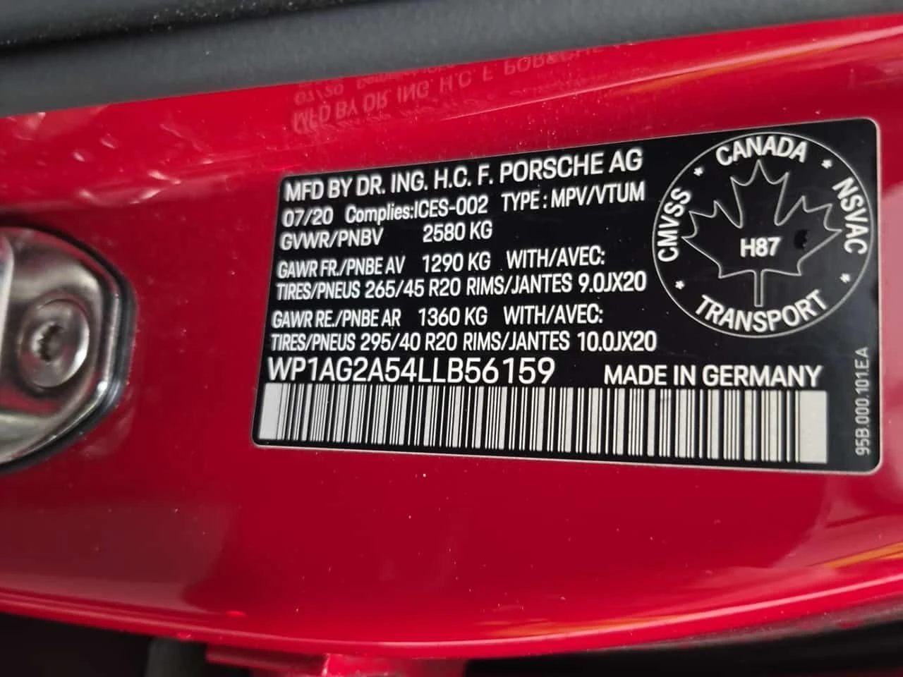 Porsche Macan GTS * 360 КАМЕРА* ПАНОРАМА* ПОДГРЕВИ* , снимка 17 - Автомобили и джипове - 54477578