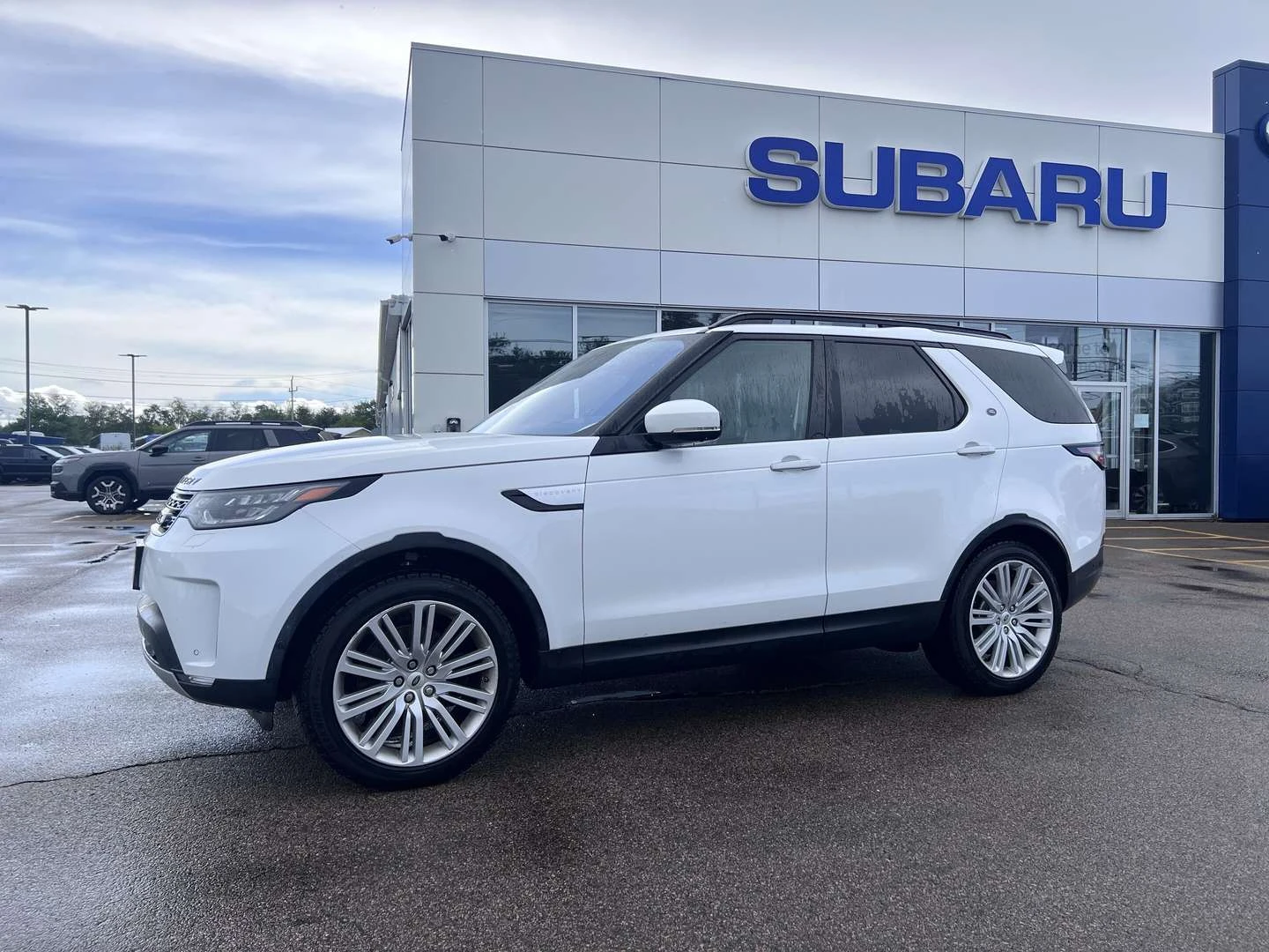 Land Rover Discovery, снимка 16 - Автомобили и джипове - 56020237
