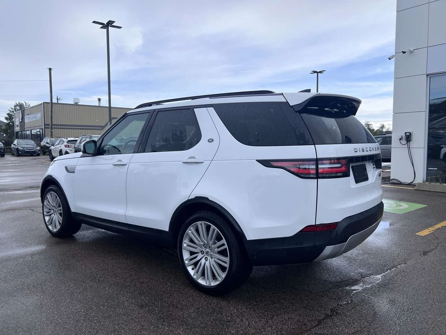 Land Rover Discovery, снимка 9 - Автомобили и джипове - 56020237