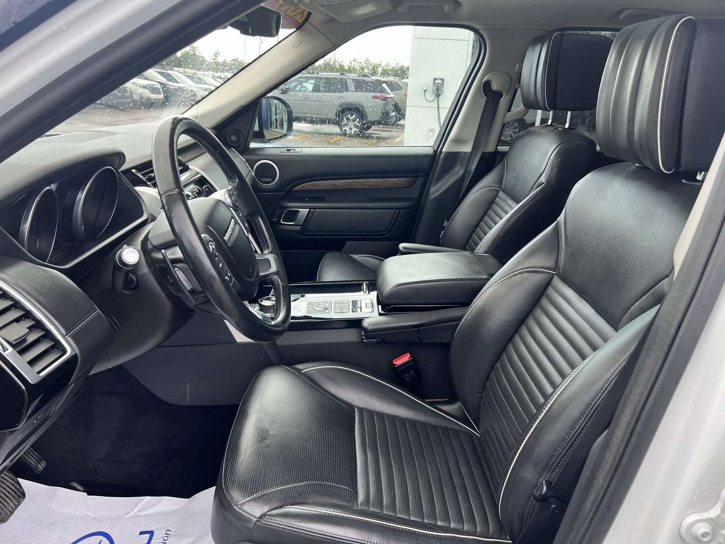 Land Rover Discovery, снимка 17 - Автомобили и джипове - 56020237
