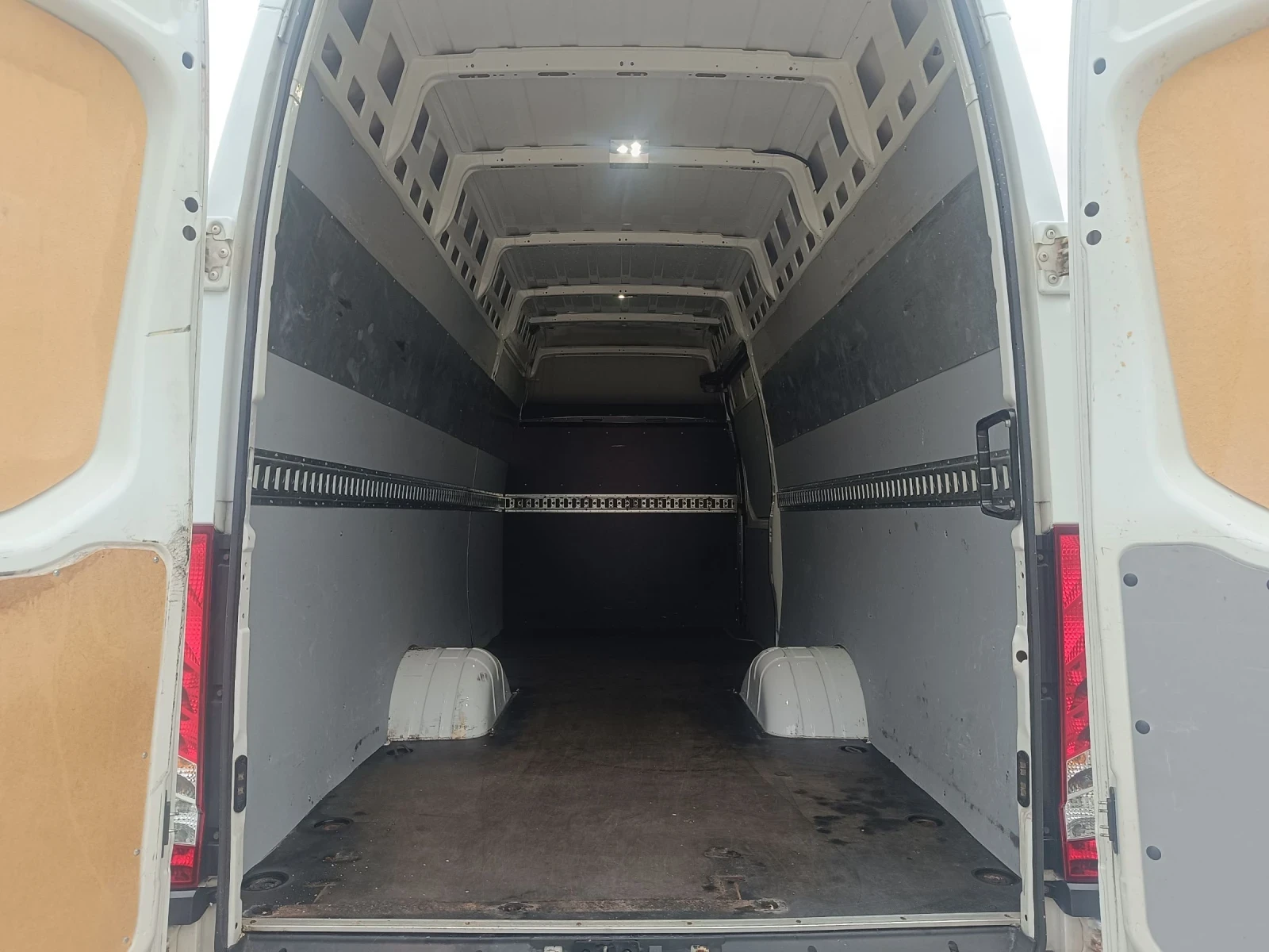 Iveco Daily 35c18 3.5т. L4H3 MAXXI - изображение 6