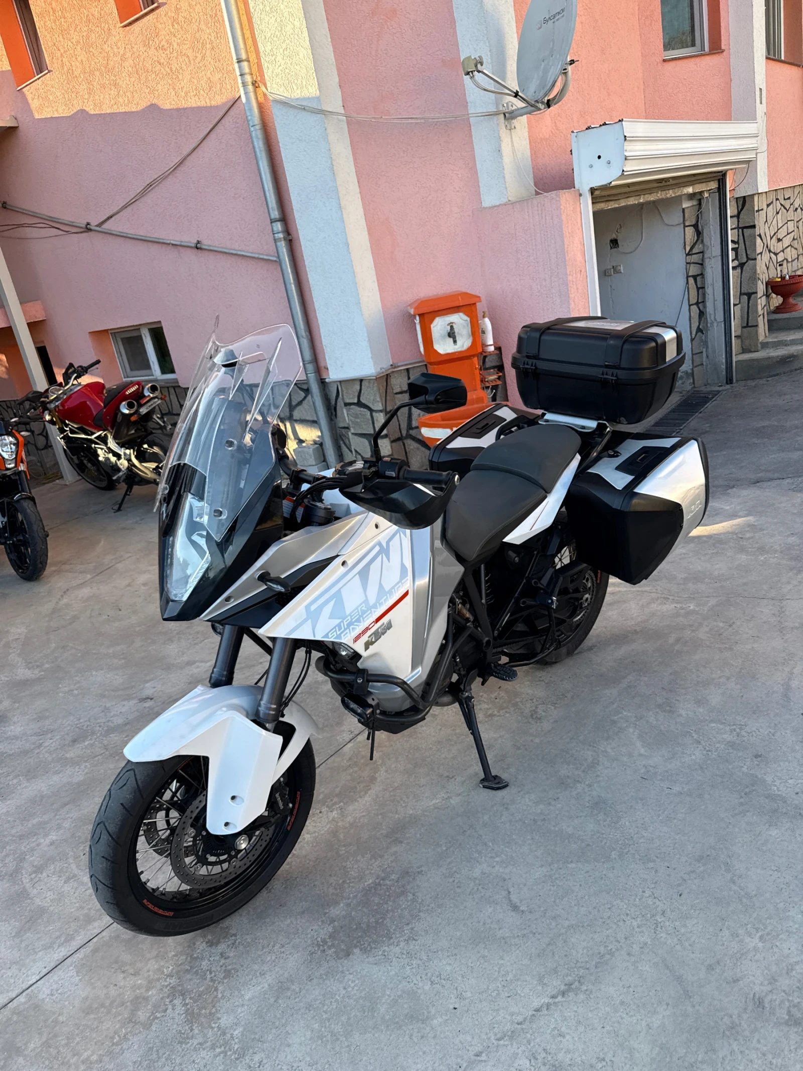Ktm Duke Super Adventure 1290, снимка 11 - Мотоциклети и мототехника - 56662608